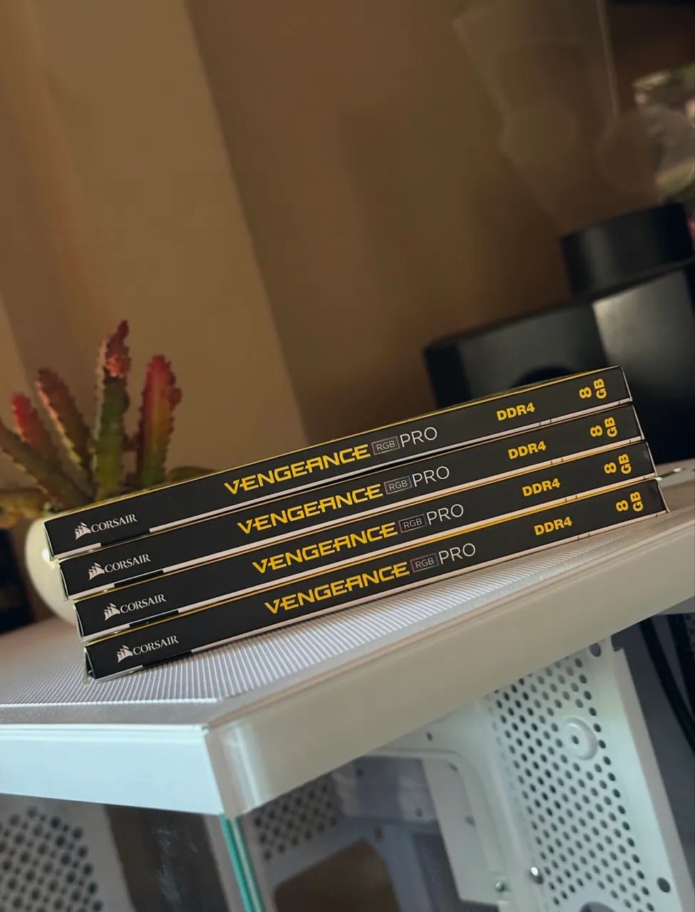 Corsair Vengeance RGB Pro DDR4 Memory64308005470723120