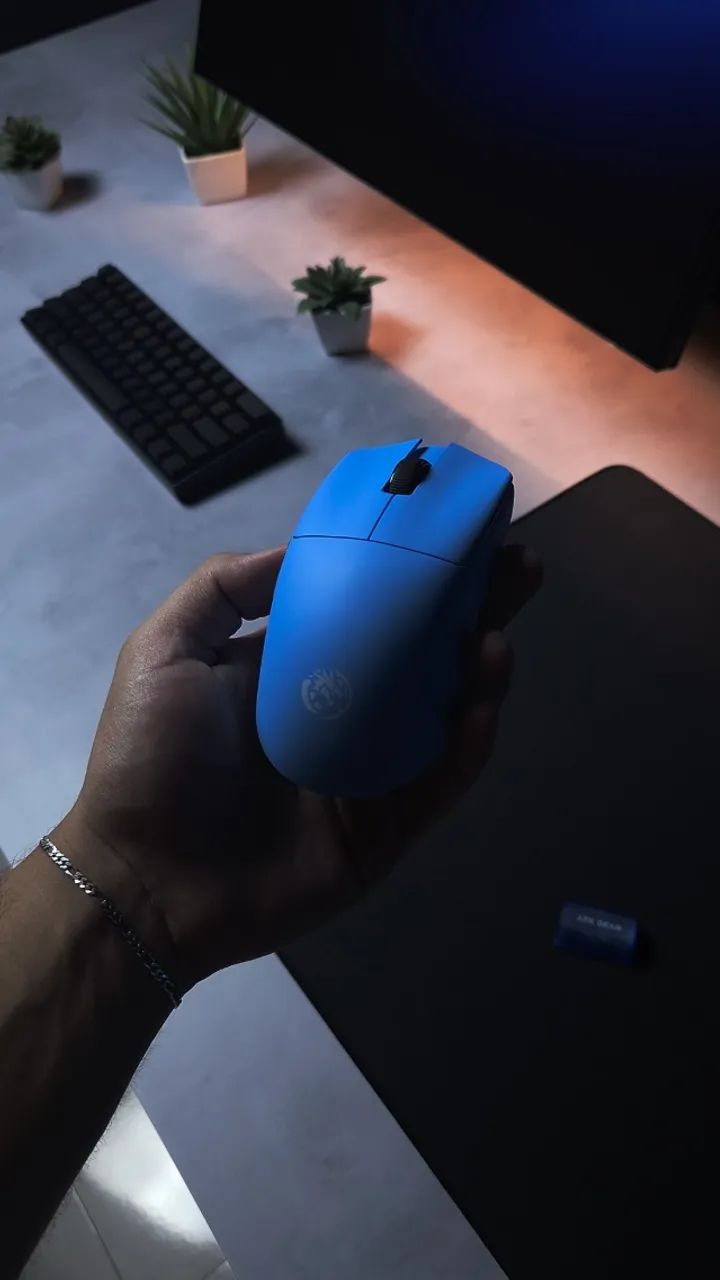 Mouse ATK Blazing Sky F1 V2 Extreme Series LEVIATAN Collab 39g - LACRADOS E COM GARANTIA ! - Foto 2