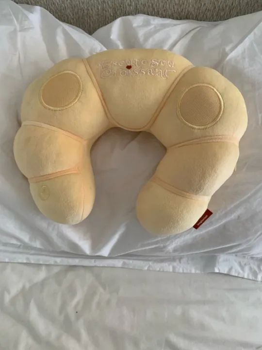 Travesseiro Croissant Imaginarium - Macio e Confortável