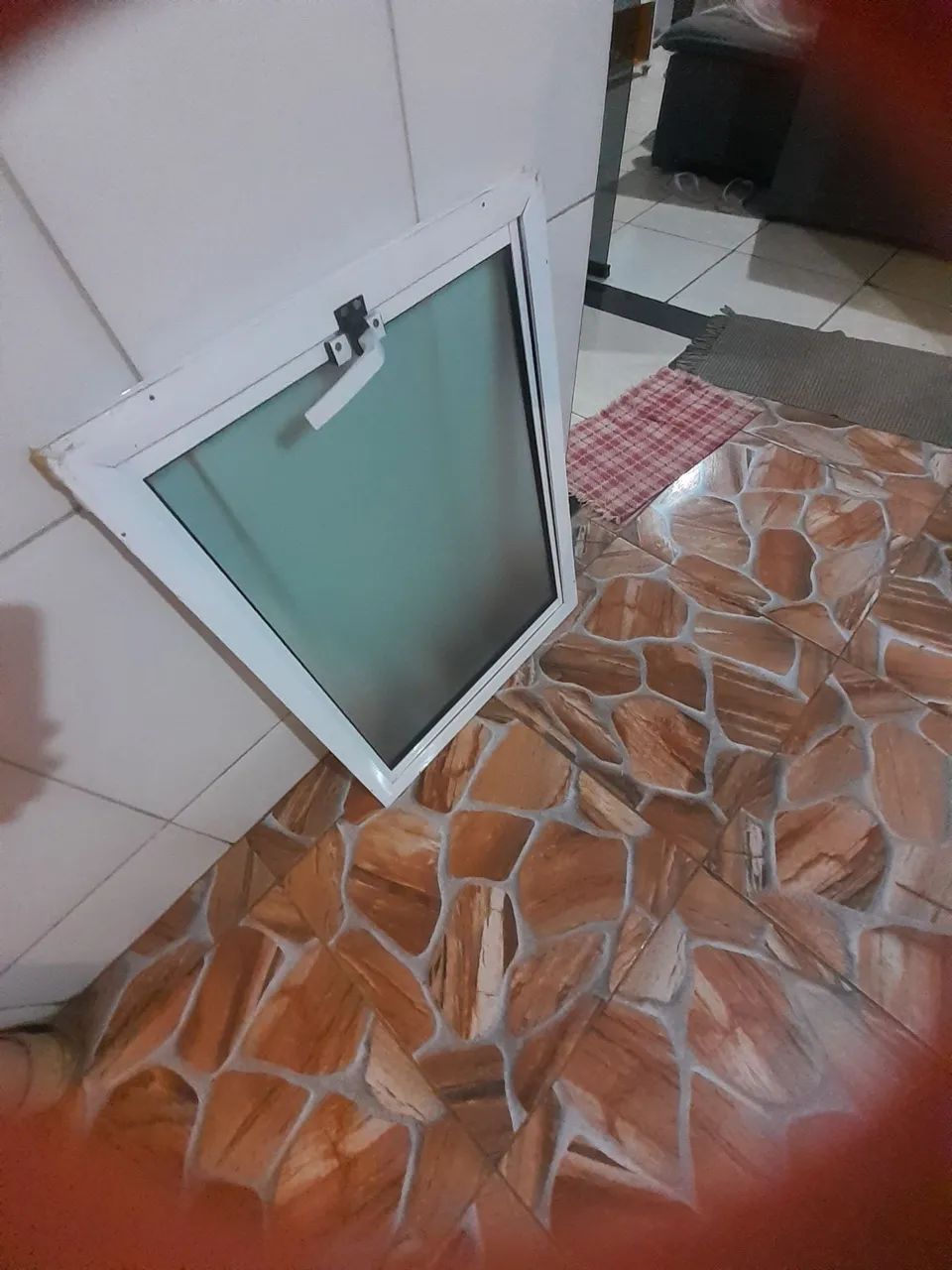 Janela de Alumínio com Vidro 57 ×72 - Foto 2