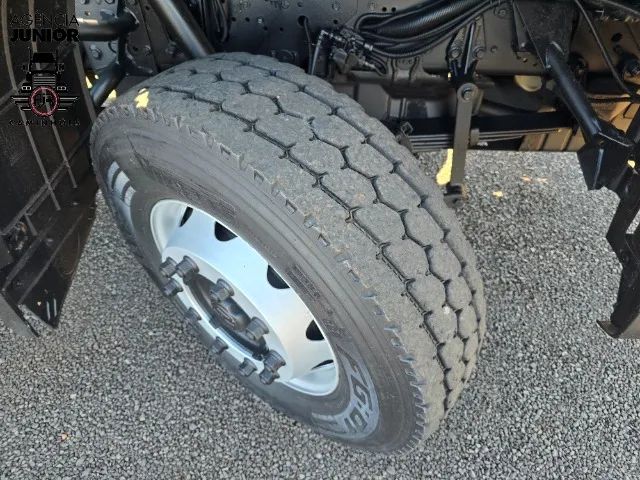 VW 26280 ano 2023 traçado tanque Pipa Bombeiro Gascom - Apenas 39.000 km.  - Foto 9