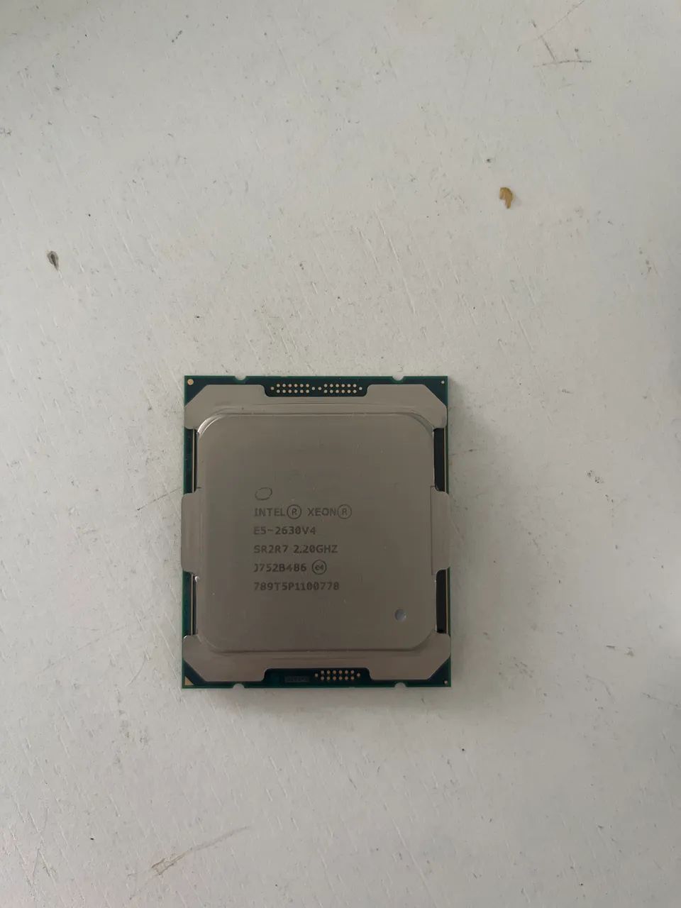 Intel Xeon E5-2630V4 SR2R764312216611457120
