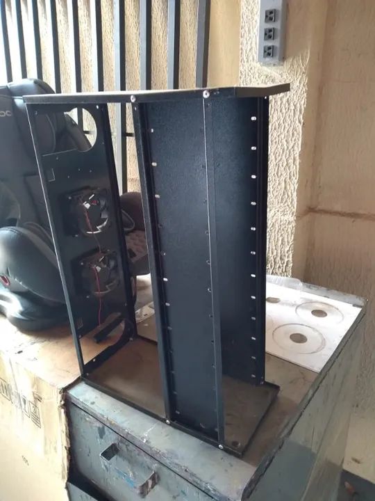 Gabinete para gravadoras de CD e DVD