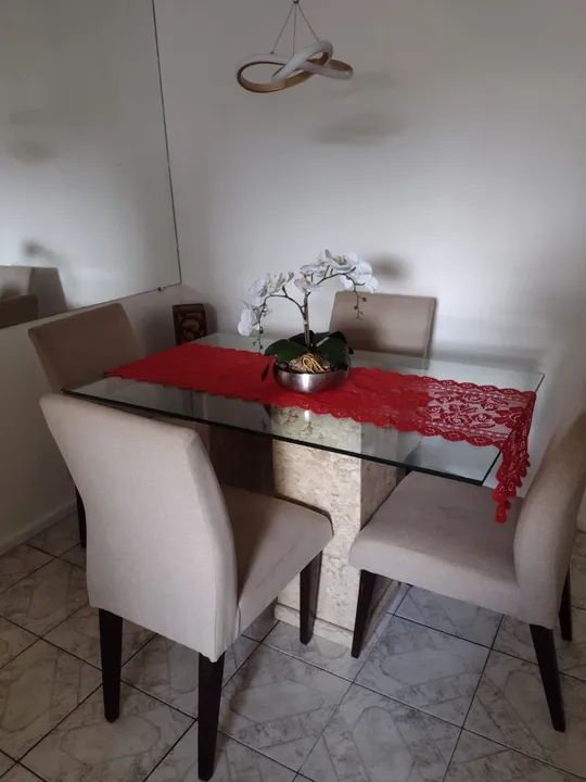 Mesa com 4 cadeiras  - Foto 3