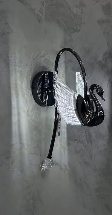 Luminária de Parede Cisne em Cristal