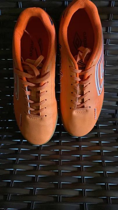 Chuteiras sosayte e futsal