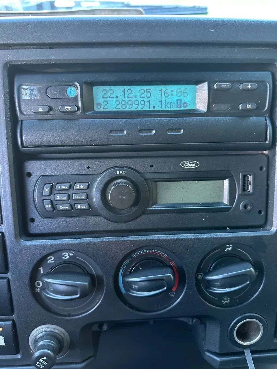 Ford Cargo 816 / Módulo 8p e Carroceria/ Pronto para Trabalhar  - Foto 3