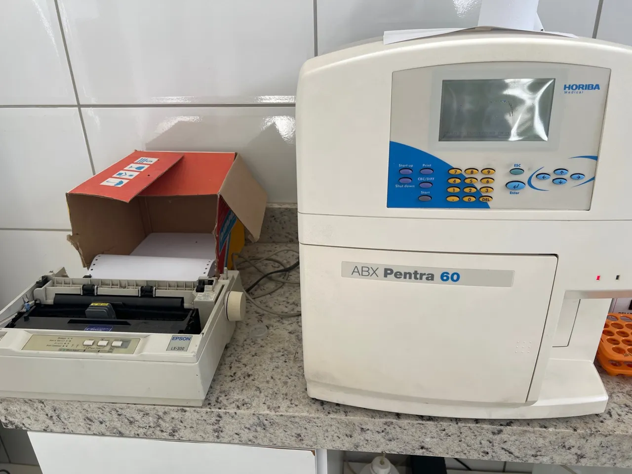 ABX Pentra 60 - Analisador Hematológico, laboratório