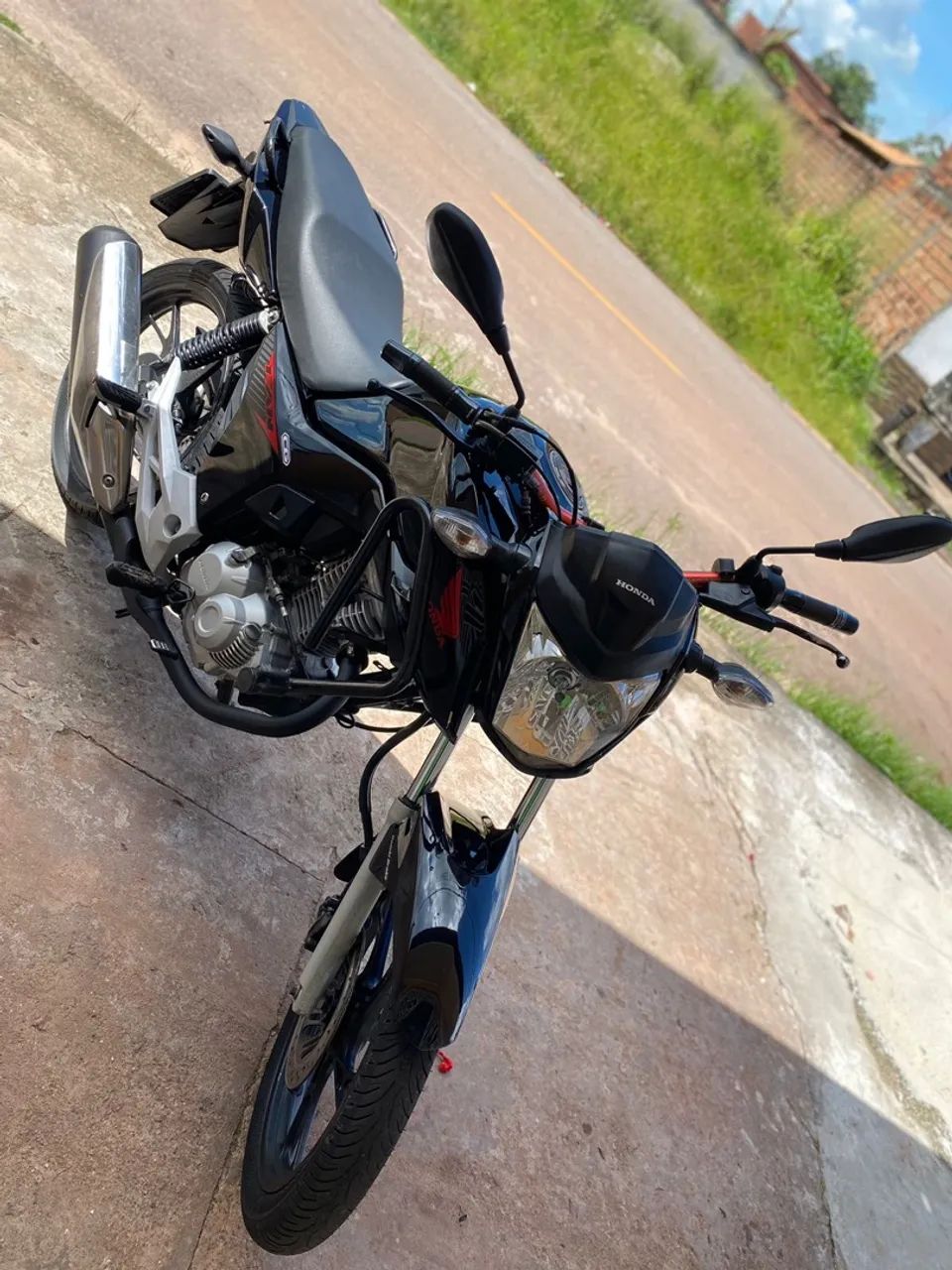 Fan 160 ano 2021/2022 em ótimo estado