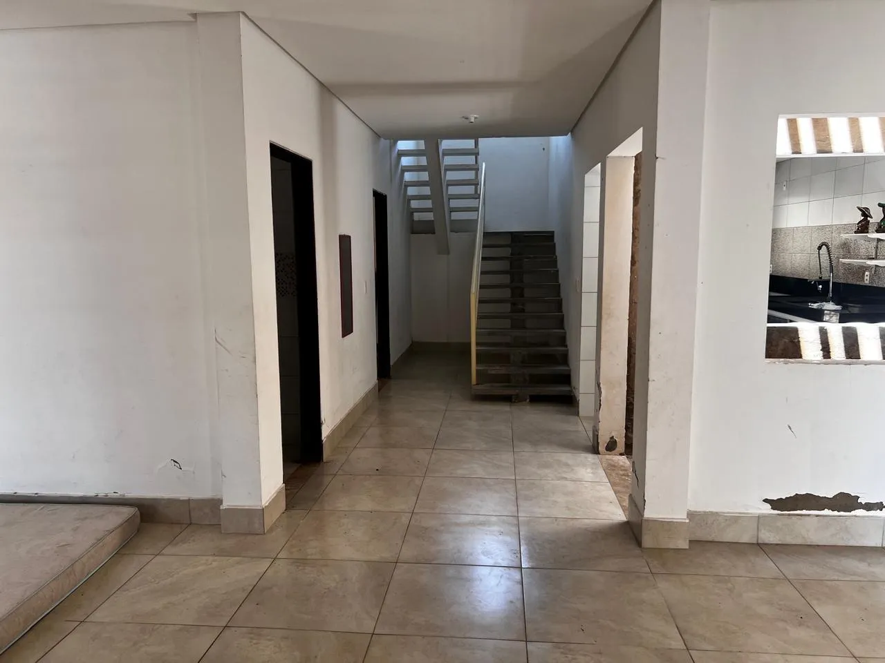 Alugo casa Barra de São Miguel