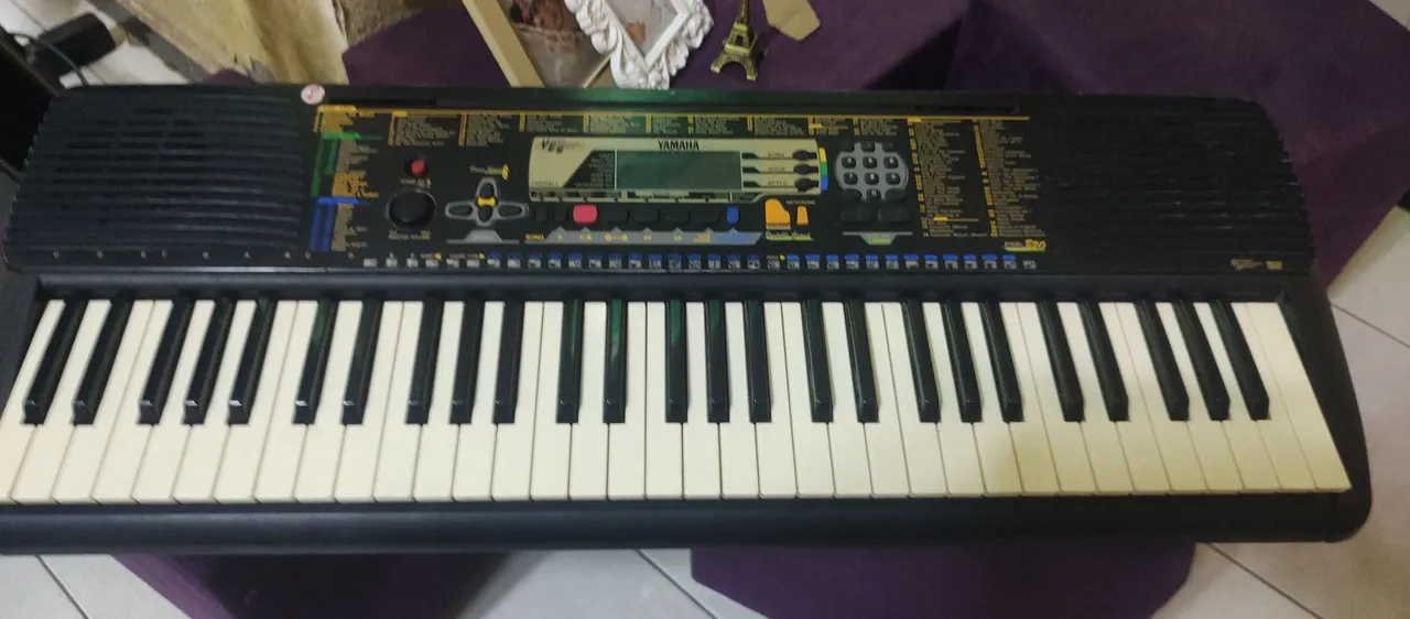 Teclado Yamaha PSR-B20
