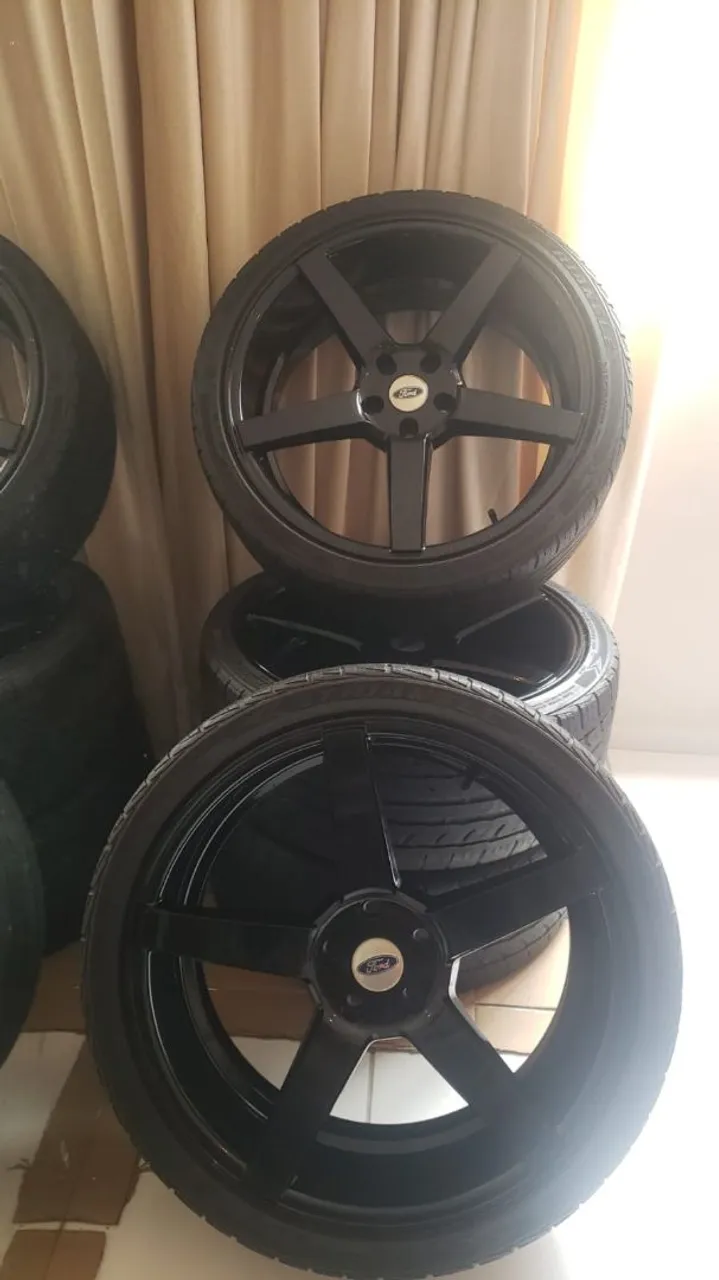 Jogo de Rodas Ford Black Piano Aro 20