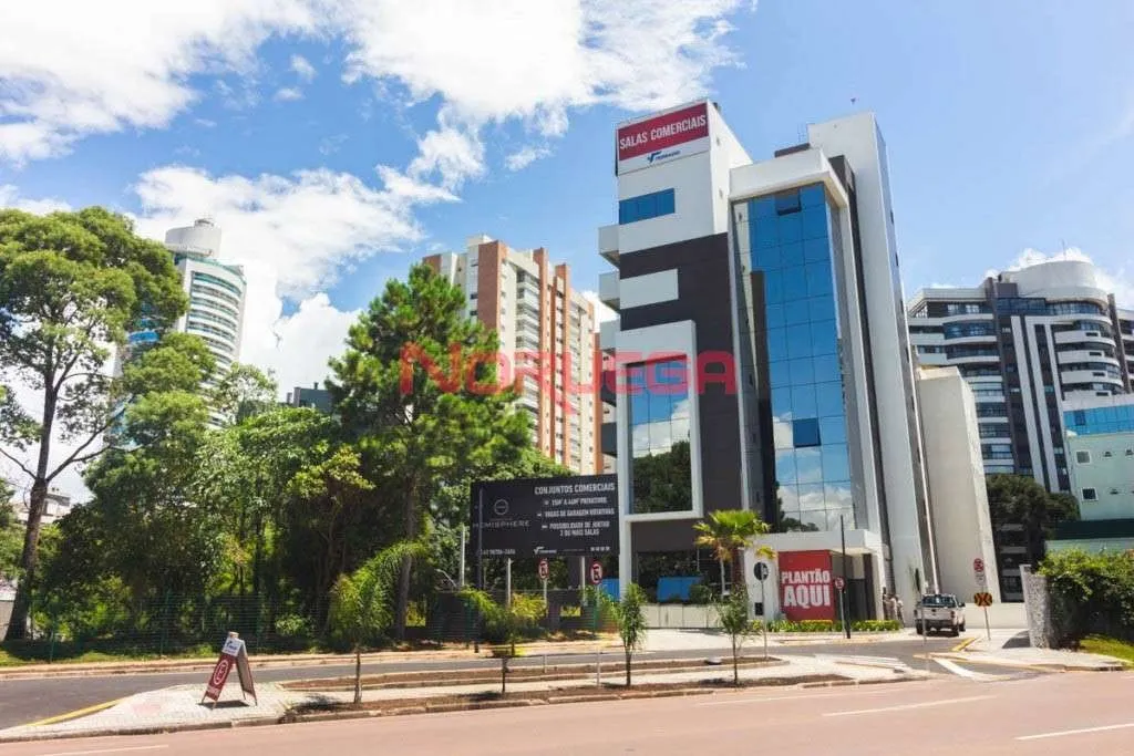 Sala comercial para alugar no bairro Ecoville