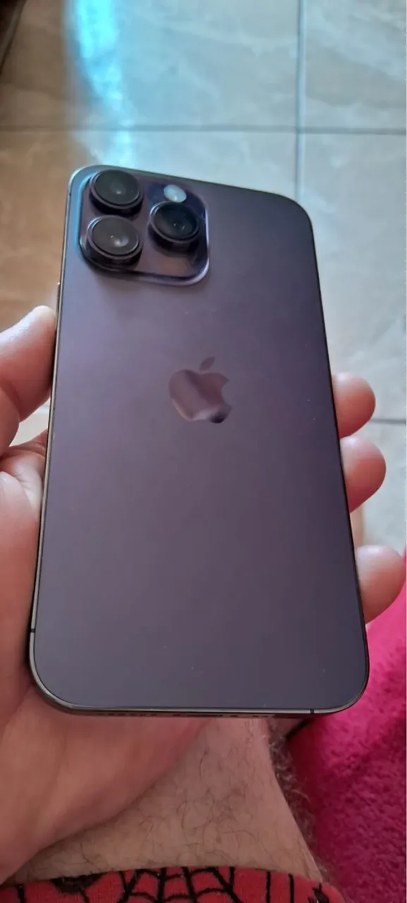 iPhone 14 Pro Max + AirPods