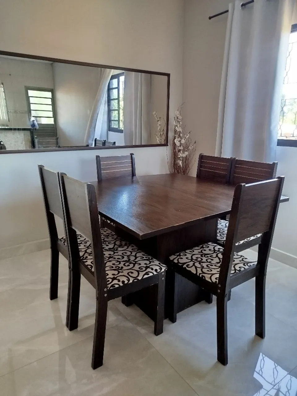 Mesa de Jantar 6 CADEIRAS