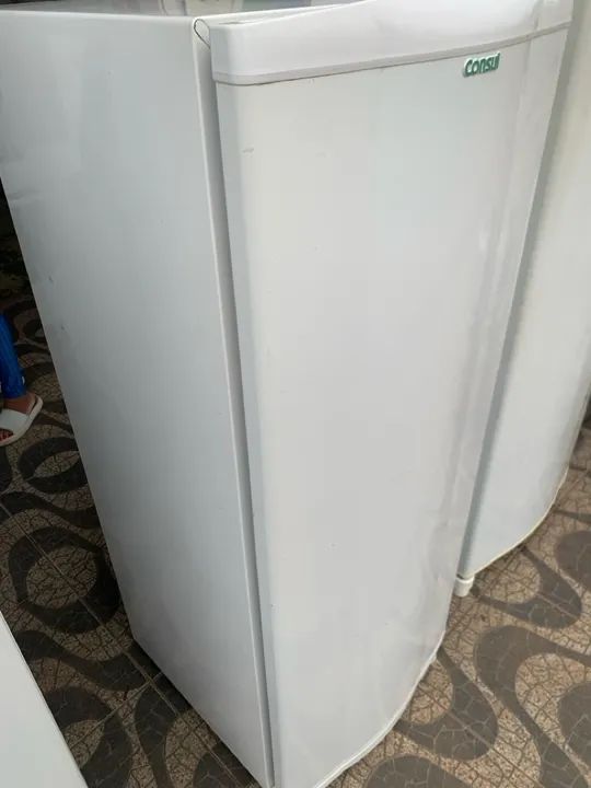 Vendo essa geladeira semi nova consul  - Foto 4