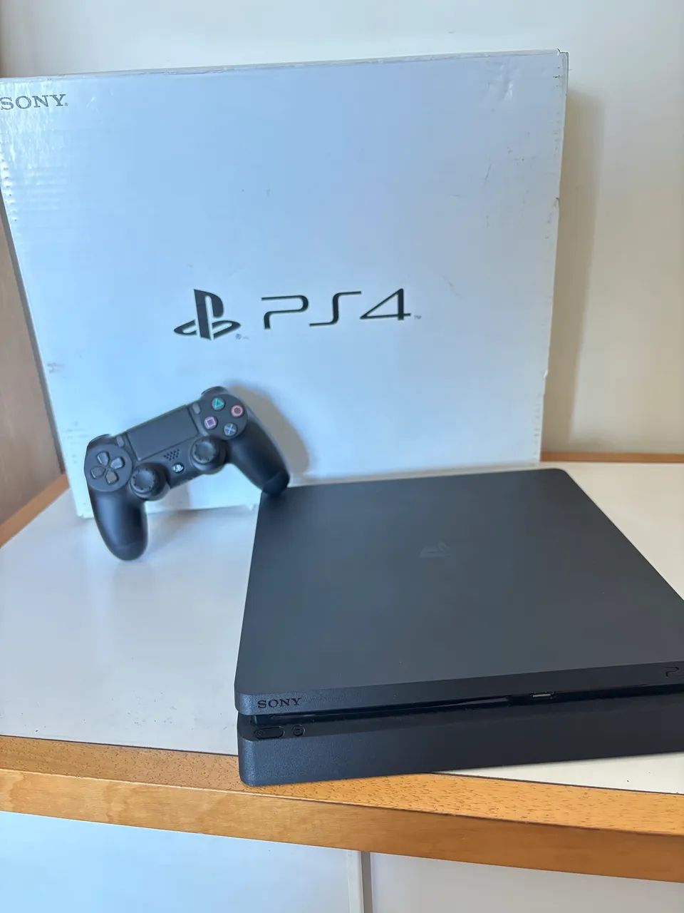 Playstation 4 Slim 500GB + Caixa - único dono - funcionando perfeitamente  - Foto 2