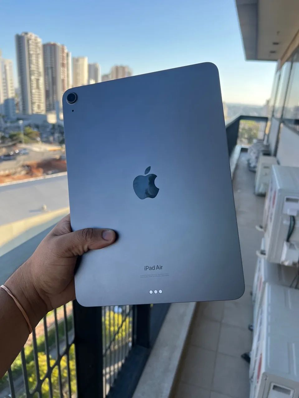 iPad Air Cinza Espacial M1 de 64gb - Foto 4
