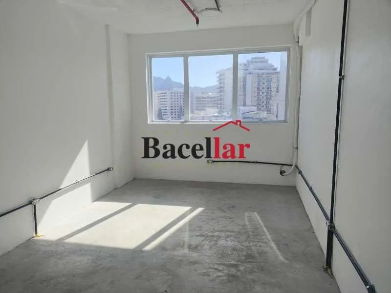 Sala : / Comercial / Tijuca