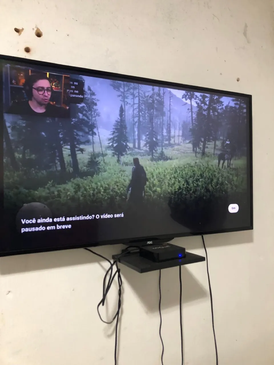 TV AOC