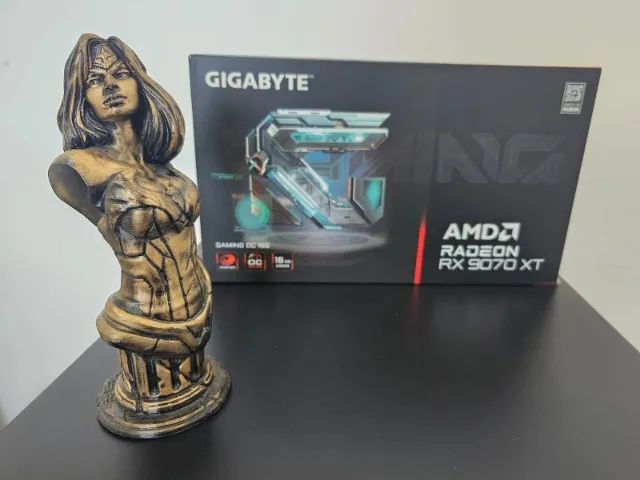 Placa de Vídeo Gigabyte Radeon RX 9070 XT GPU