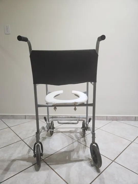 Cadeira de banho - Foto 3