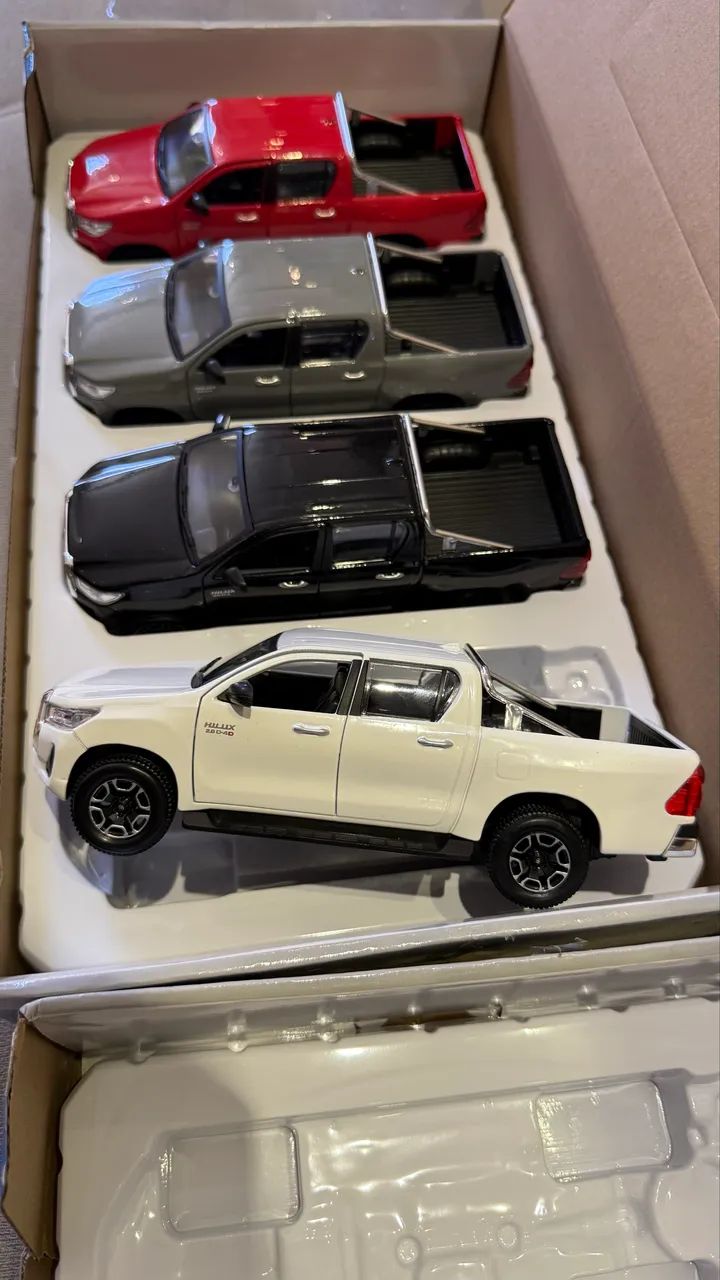 Hilux em metal 1/27 - Foto 4