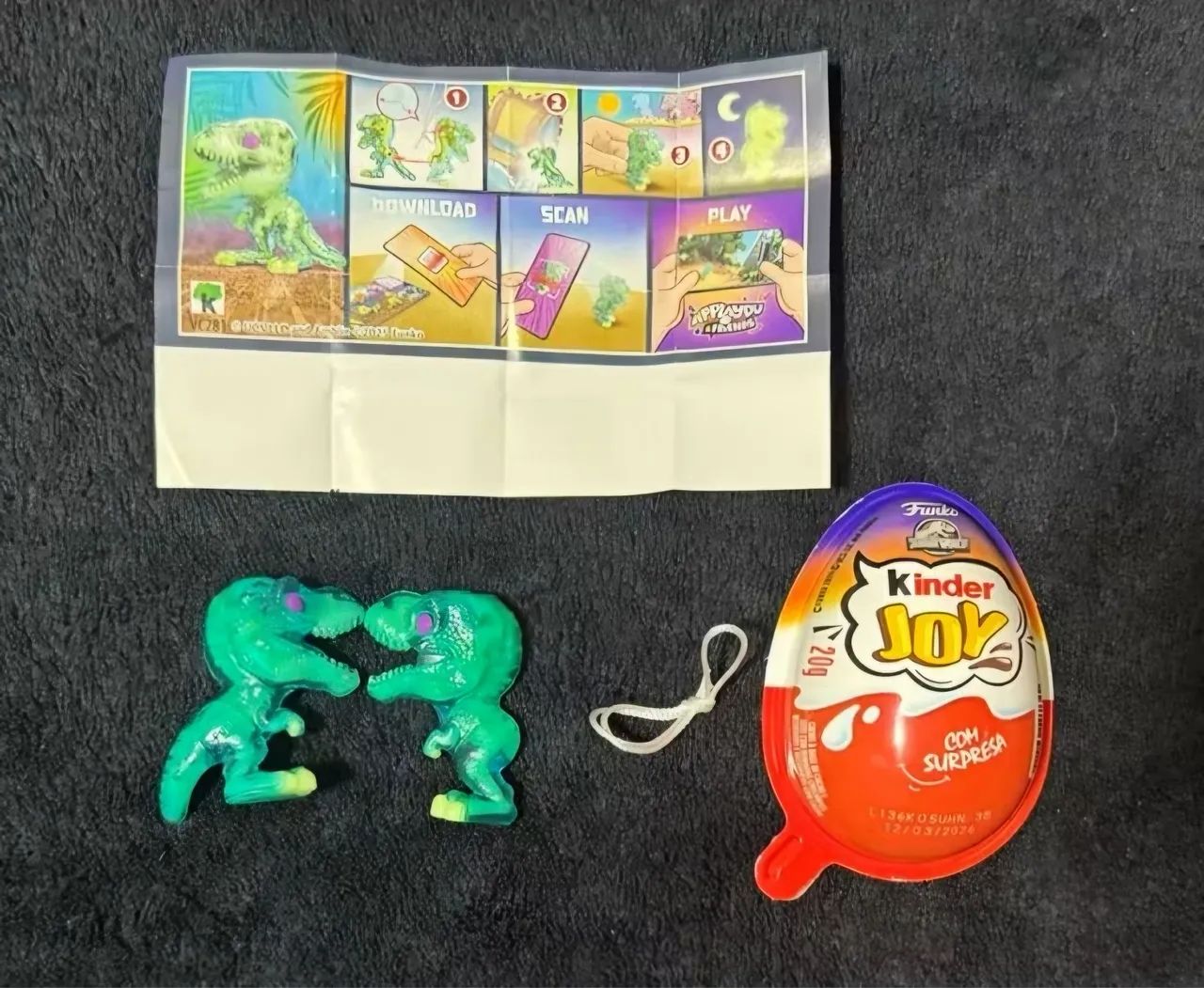 T-Rex (Brilha no Escuro) Coleção Kinder Joy Jurassic World<br><br> - Foto 4