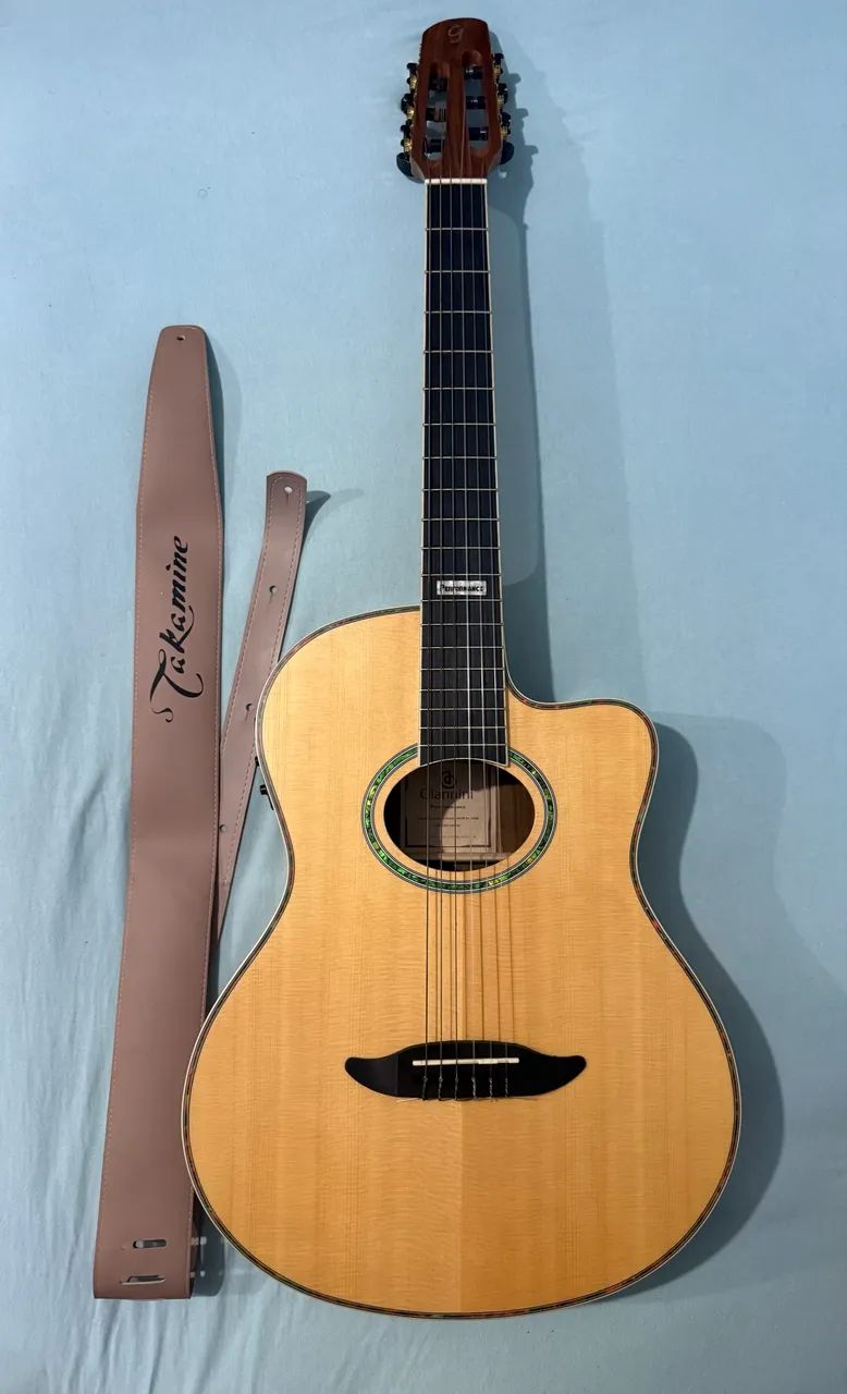 Violão Giannini Nylon com Afinador