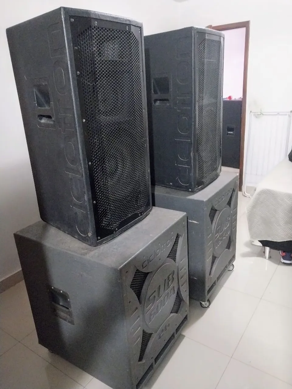 4 CAIXAS VOZ E SUB CICLOTRON