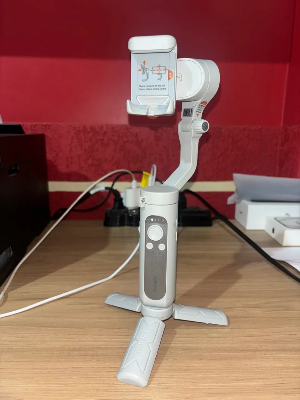Estabilizador Gimbal para Celular Hohem