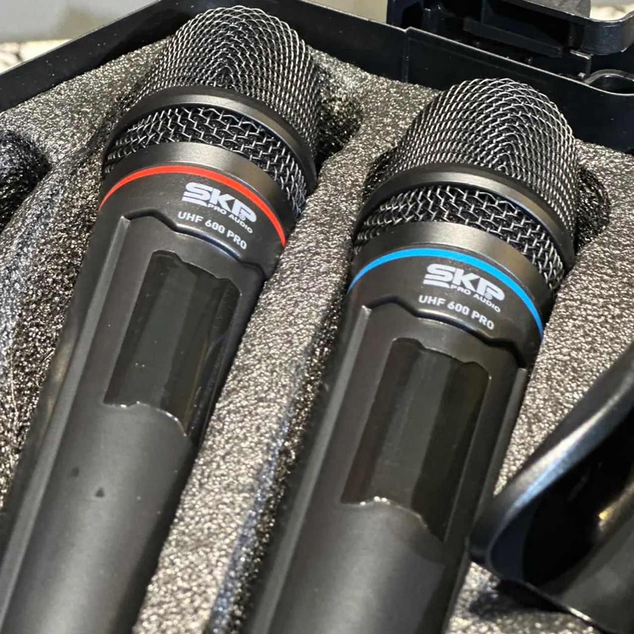 Professional Dual Wireless Microphone SKP UHF 600 PRO64308567195266121