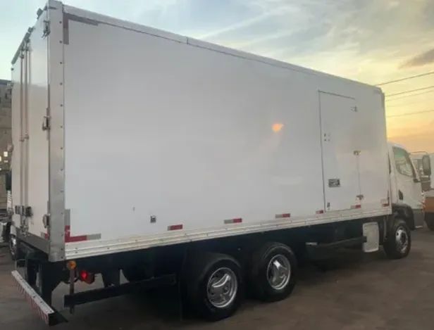 Accelo 2019. Bau Refrigerado  - Foto 4