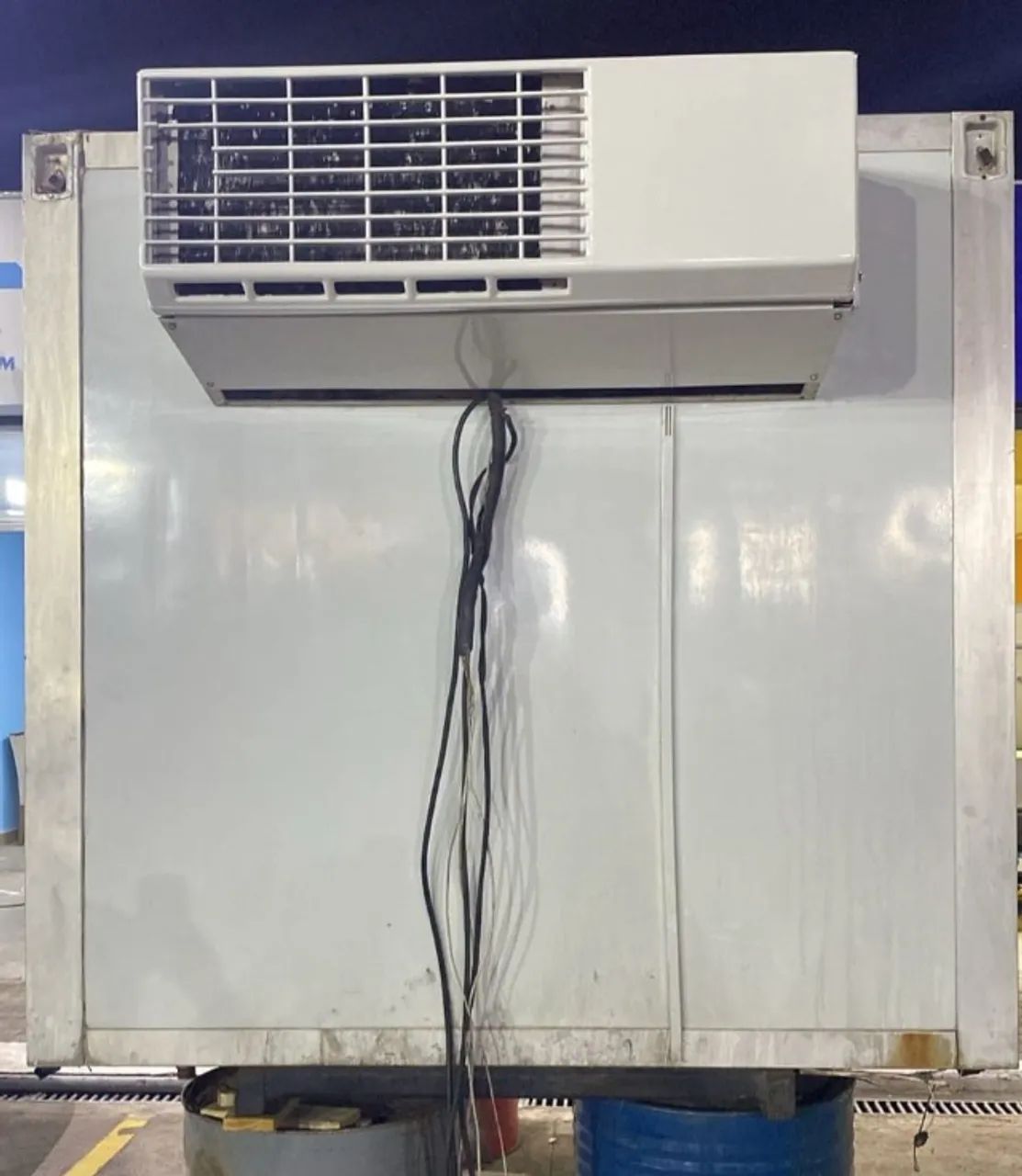 Baú Frigorífico Sorveteiro para HR ou Bongo - Foto 5