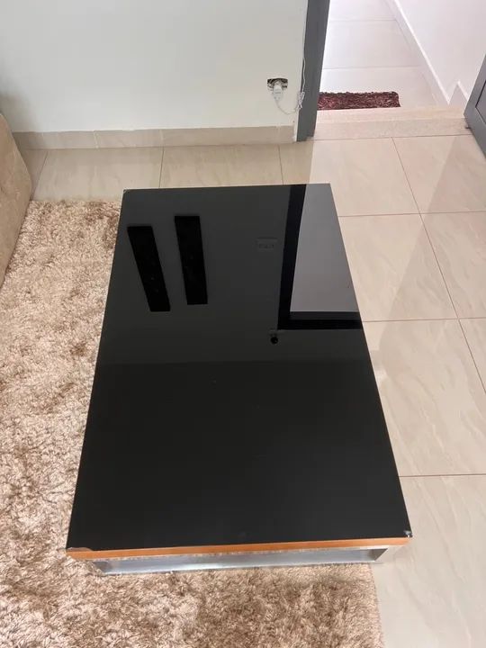 Mesa de Centro Moderna com Tampo de Vidro e Madeira - Foto 3