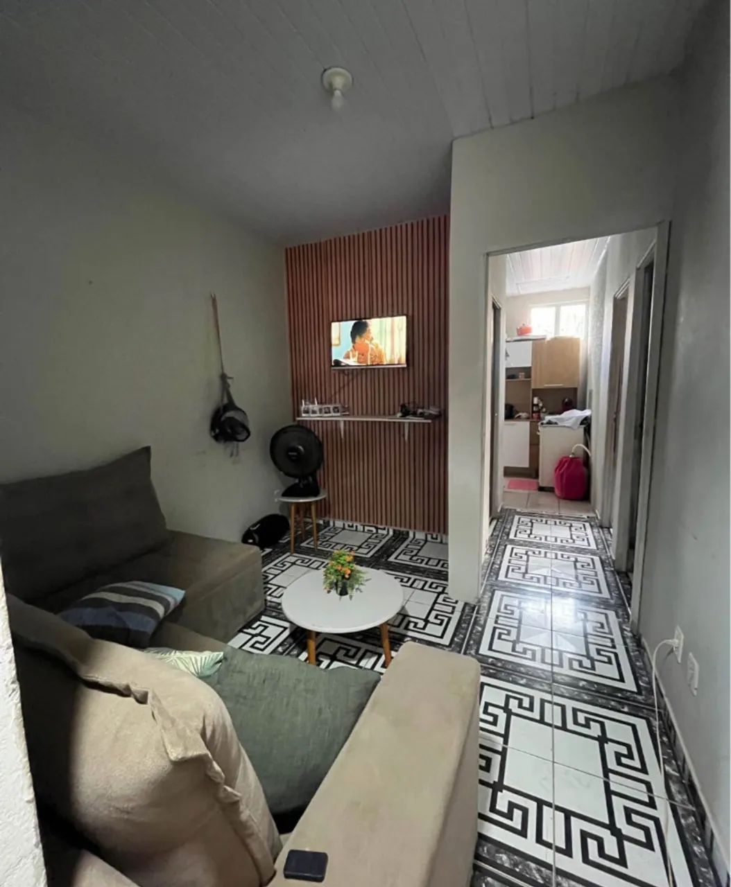 CASA NO DISTRITO F