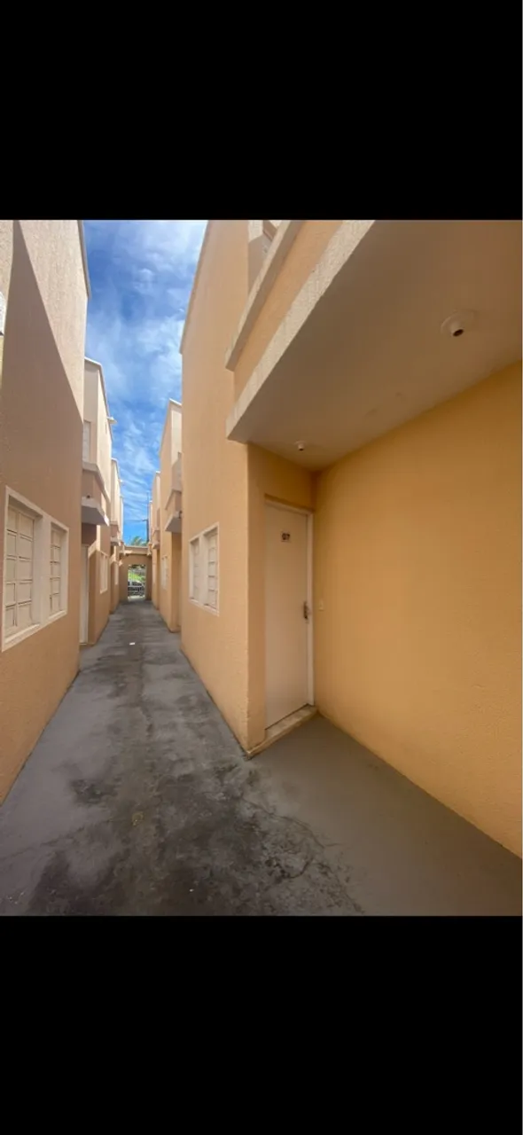 Casa em condomínio SIQUEIRA