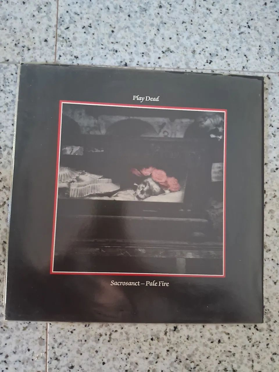 Disco de Vinil LP Play Dead - Sacrosanct - Pale Fire (Importado)