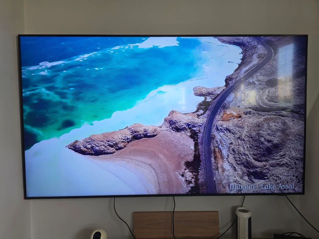 Smart TV QLED Samsung 65 polegadas 4K - tela com listras QN65Q70AAG  - Foto 4