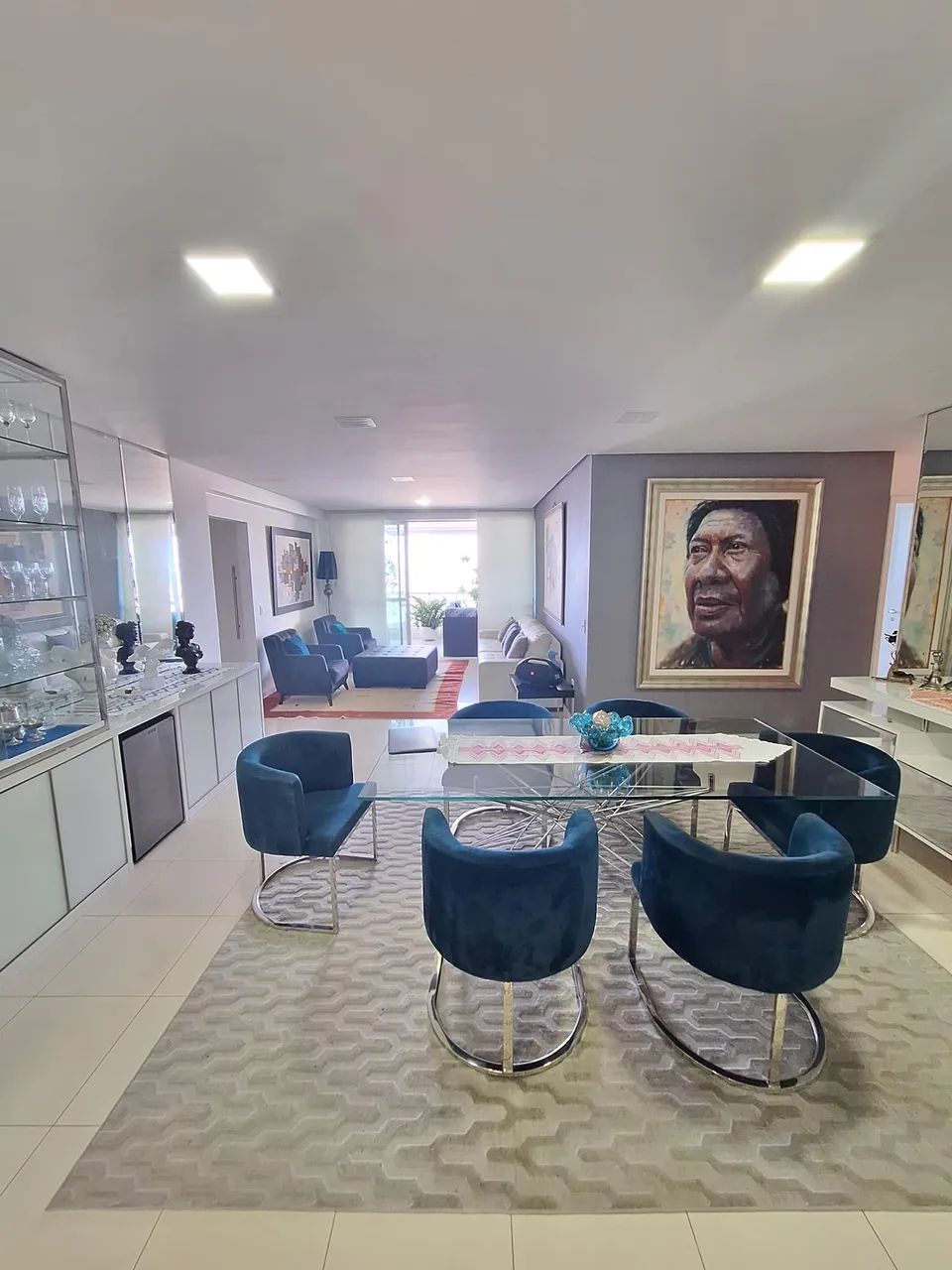 EXCLUSIVO APARTAMENTO DE ALTO PADRAO NA PONTA DO FAROL, FRENTE MAR, REFORMADO E PROJETAD,  - Foto 5