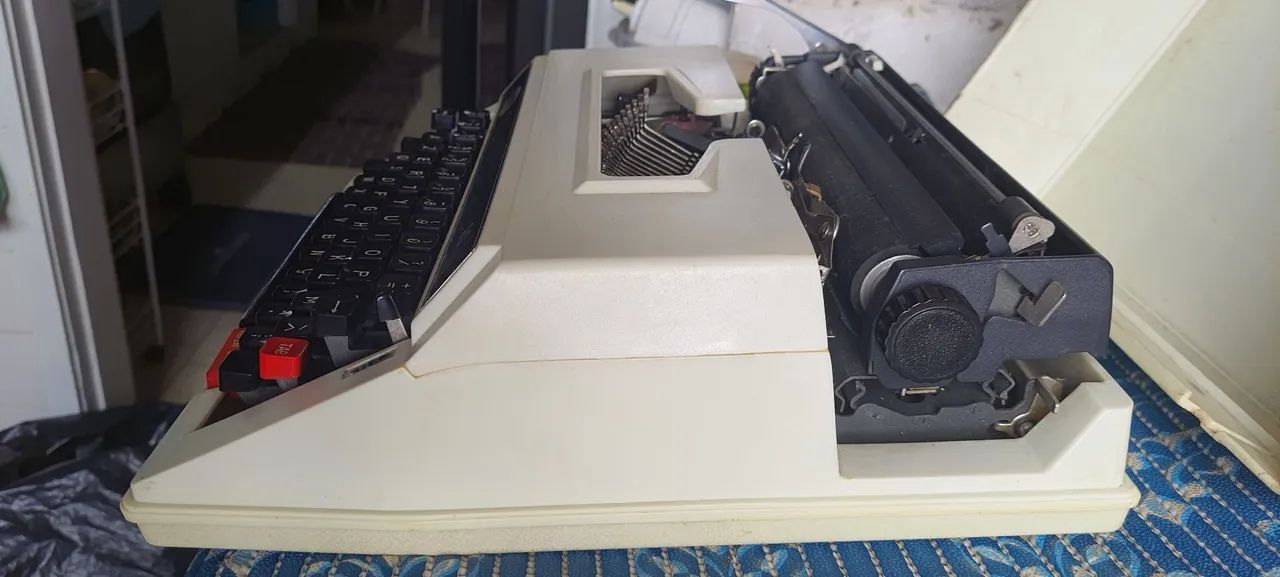 Máquina de Escrever Sunshine 8S - Foto 2