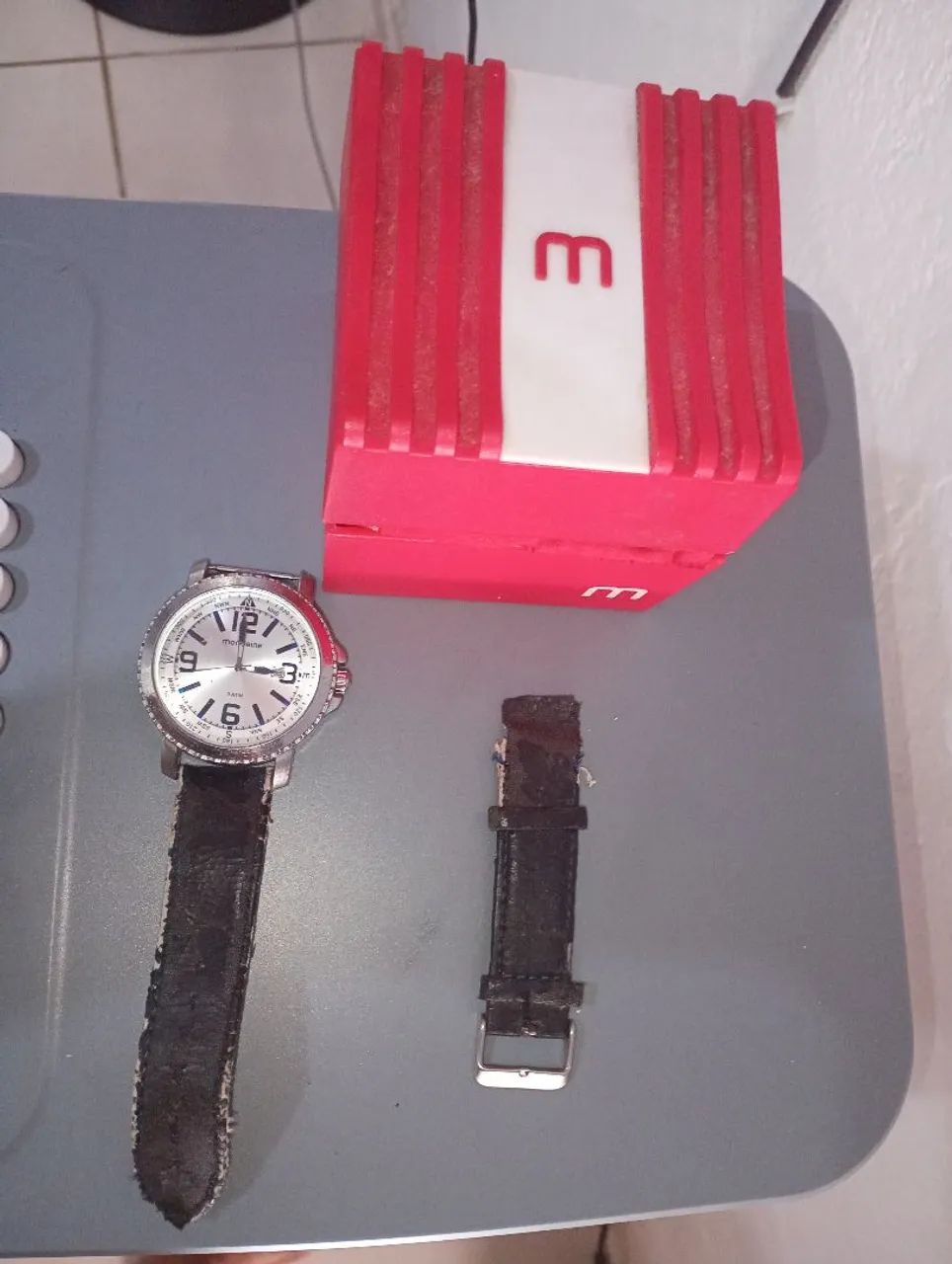 Relógio Mondaine original ( com avaria ) - Foto 2