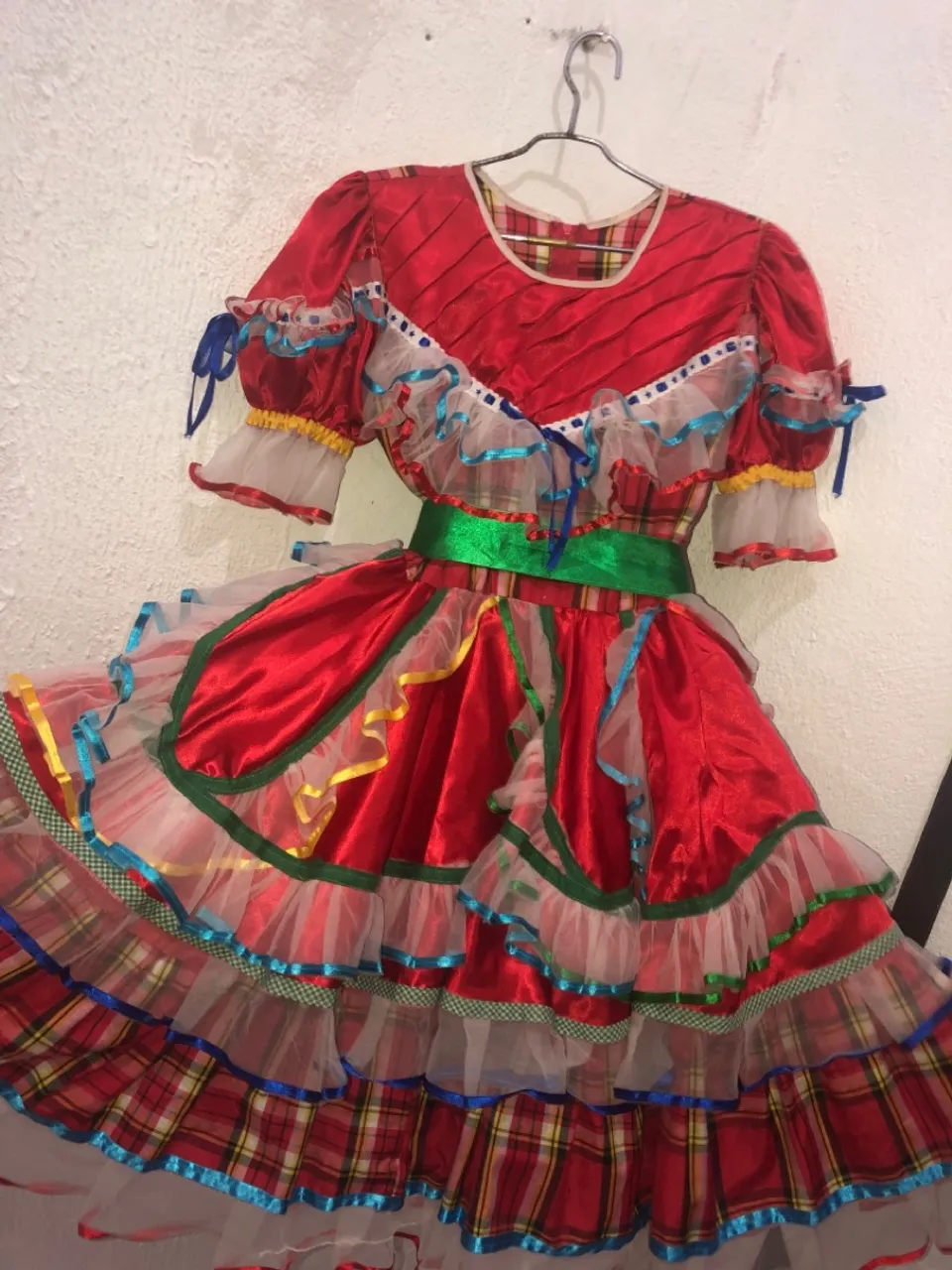 Vestido Festa Junina Vermelho com Detalhes Coloridos