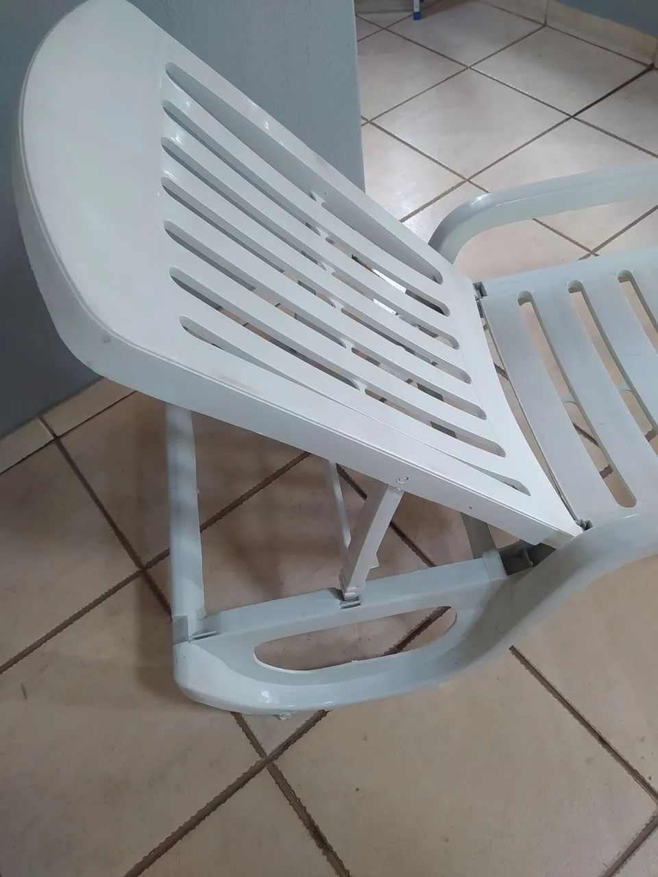 Espreguiçadeira para área de piscina  - Foto 3