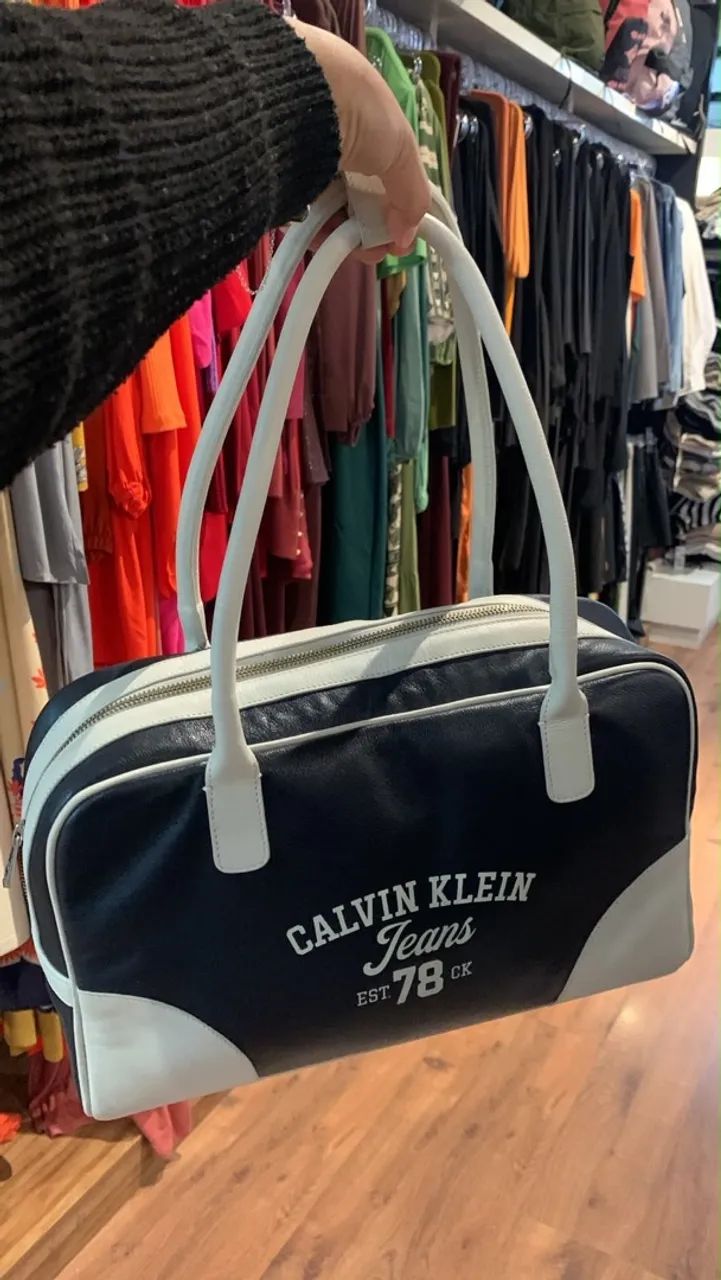 Bolsa Calvin Klein - Foto 2