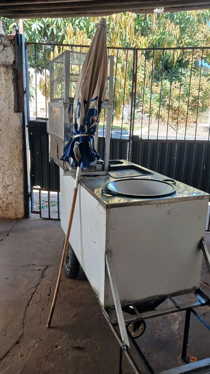 Carrinho de lanches pronto pra trabalhar 