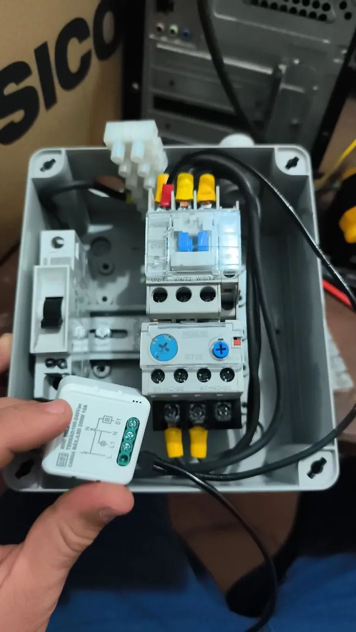 Eletricista / reparos / Reformas 
