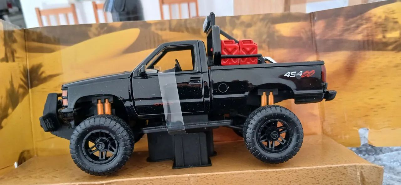 Miniatura Chevrolet Pick-up off rod 1/24 - Foto 2
