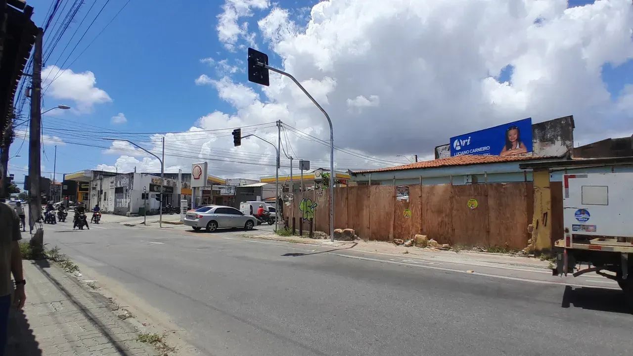 Terreno comercial no coração do Montese - Foto 2