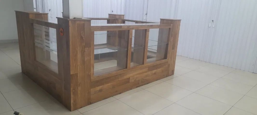  Ilha em marcenaria